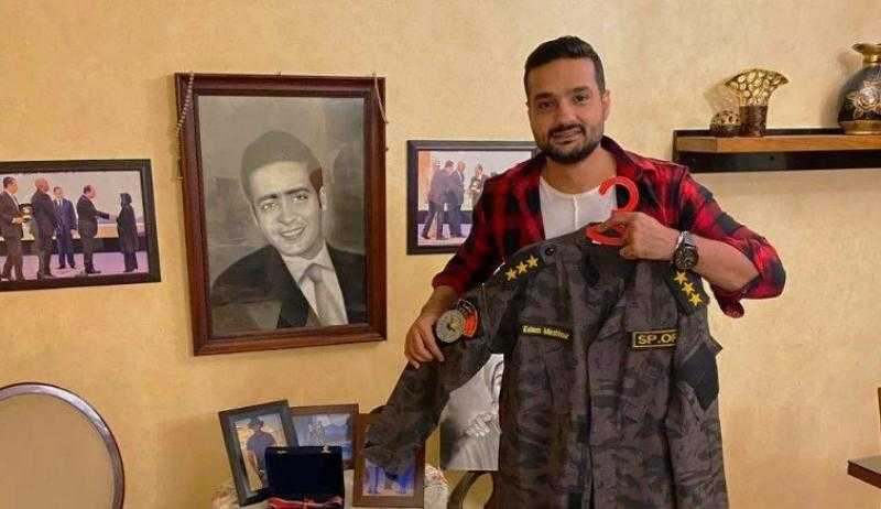 مش عارف أعيش من بعد أمي.. آخر ما كتب أحمد قنديل قبل وفاته