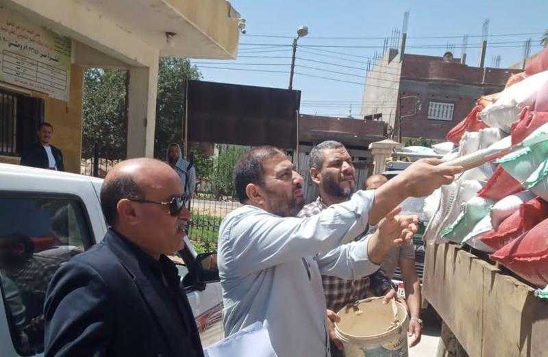 محافظ كفر الشيخ: توريد 260 ألفًا و30 طن قمح بنطاق المحافظة