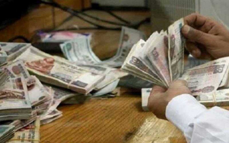شخص يستولى على أكثر من 2 مليون جنيه من المواطنين بزعم توظيفها في تجارة المحمول بالدقهلية