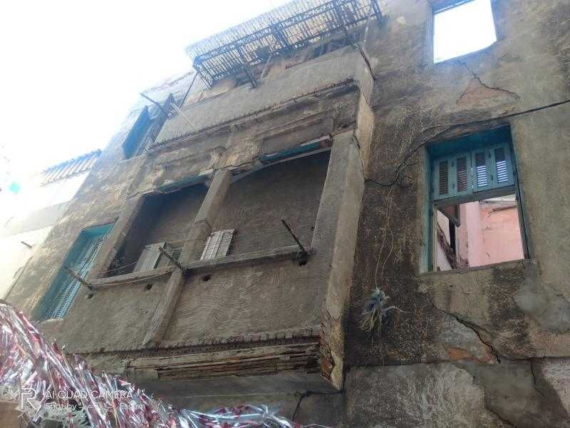 انهيار واجهة منزلين غير مأهولين بالسكان دون حدوث إصابات بقسم أول سوهاج