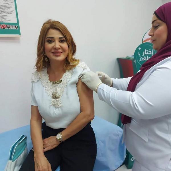 مادلين طبر تتعرض لعضة أسد على الهواء مباشرة