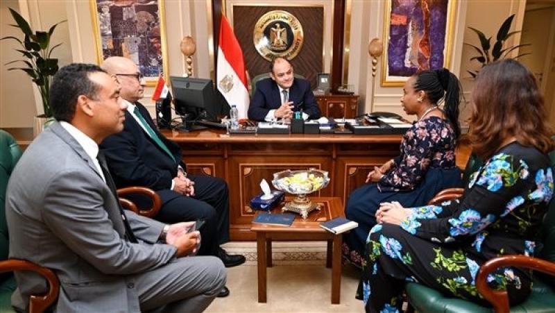 وزير الصناعة يبحث الشراكة والتعاون مع منظمة اليونيدو