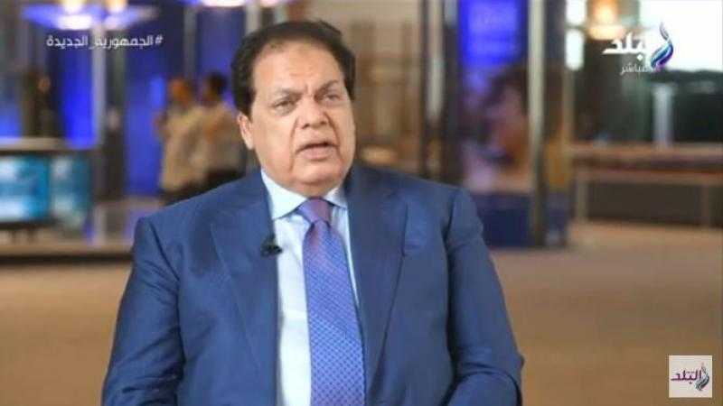 أبو العينين يطالب بمبادرات لتسويق إنجازات الدولة المصرية بالخارج