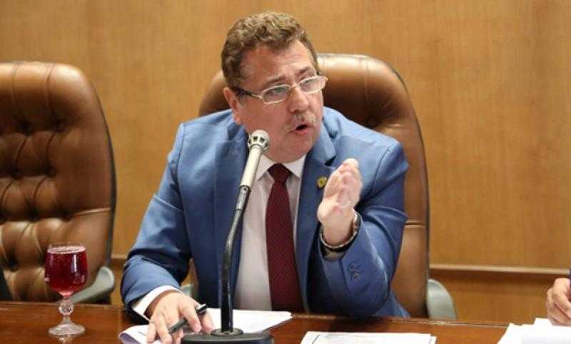 برلماني: منح إعفاء ضريبي للمستثمر يصل لـ35 % في حالة واحدة.. فيديو