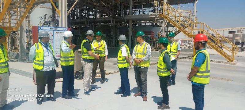 وزارة العمل: زيارات ميدانية لمواقع العمل بأسيوط لمتابعة اشتراطات «الصحة المهنية» | صور