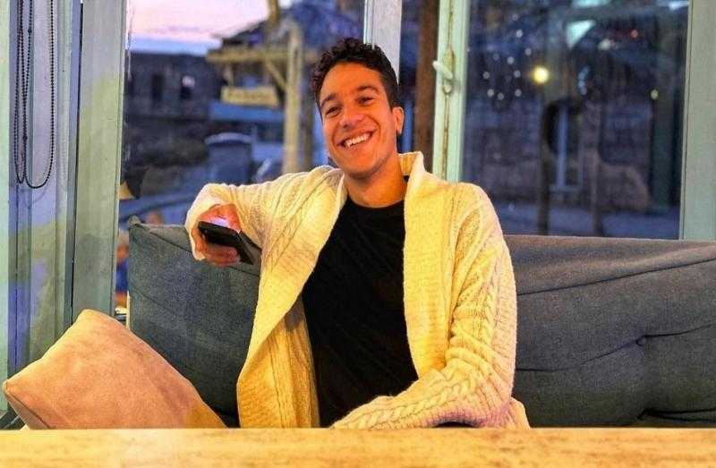 خالد النبوي يحتفل بعيد ميلاد نجله نور: دائما المس الأرض وحلق بالسماء