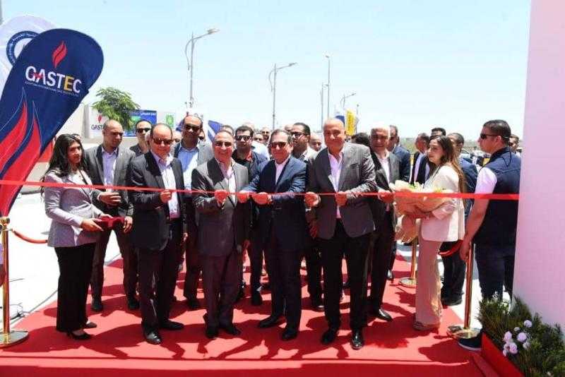 الملا يفتتح محطة الوقود المتكاملة لتموين السيارات ”غازتك” بالإسكندرية