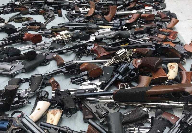 ضبط شخص جمع 11 مليون جنيه من الاتجار فى الأسلحة النارية والذخائر بدون ترخيص