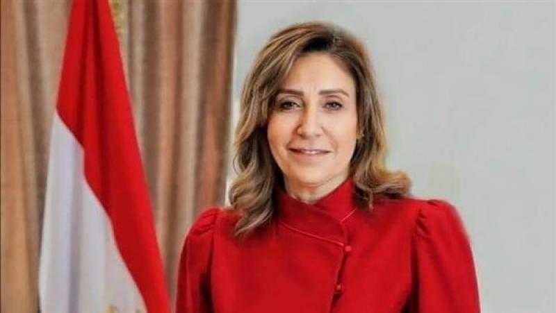 وزيرة الثقافة عن مشروع 100 سنة غنا: ”مصر ولادة”