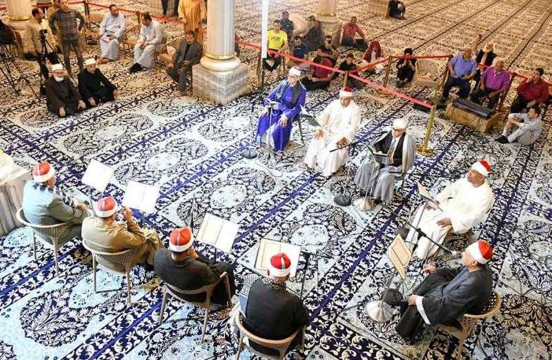 المساجد تصدح بالقرآن.. 6540 عضو مقرأة يتلون كتاب الله بـ 832 مسجدًا بالجمهورية