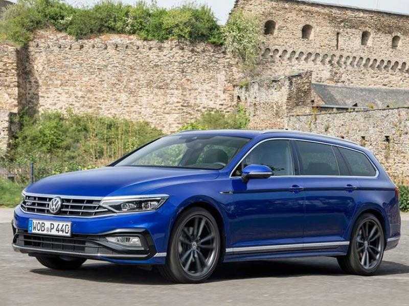 فولكس فاجن تكشف عن أيقونتها Passat الجديدة