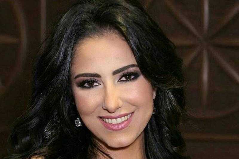حنان مطاوع تطمئن جمهورها بعد اجرائها عملية استئصال الغدة الدرقية