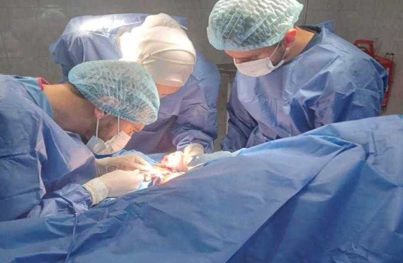 فريق طبي ينجح في استئصال ورم بالكلى لطفلة داخل المستشفى التعليمي بجامعة طنطا