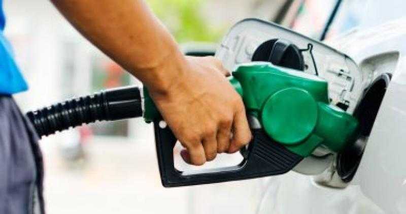 ”التموين” تحذر محطات الوقود من التلاعب بإلغاء التراخيص