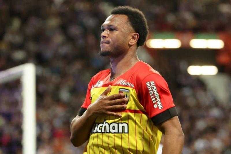 لايبزيج يتعاقد مع مهاجم لانس الفرنسي