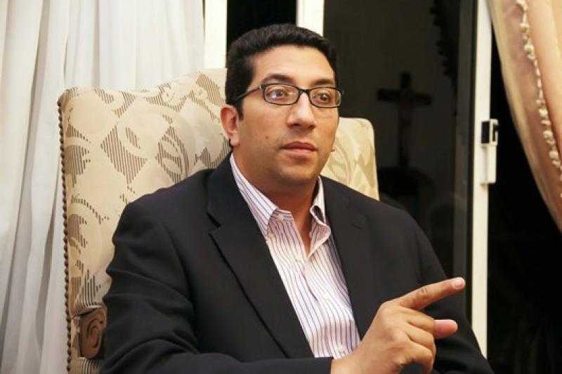 شقيق الفنان هاني رمزي نافيا هجرته إلى كندا: شغل إخوان ضد الرموز المصرية