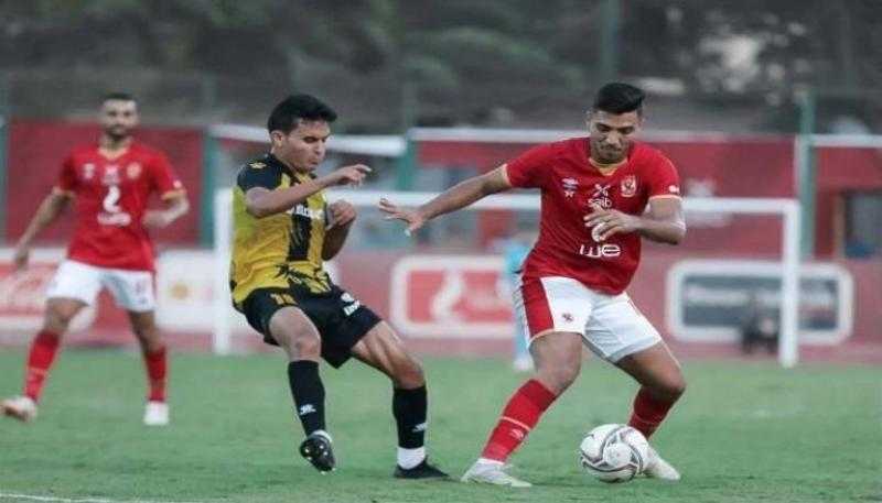 مصطفى عثمان حكما لمباراة الأهلي والمقاولون.. وشهدي لمواجهة الزمالك وفاركو