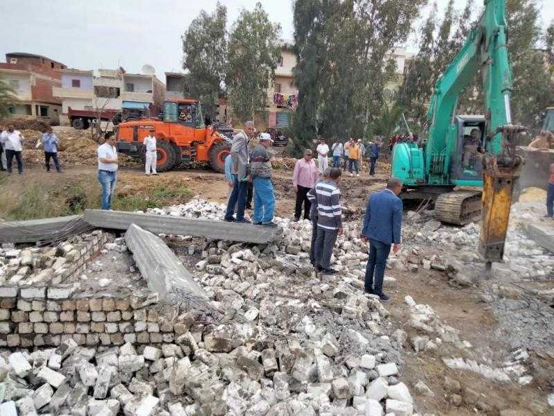 إزالة 59 حالة تعد على الأراضي الزراعية بكفرالشيخ