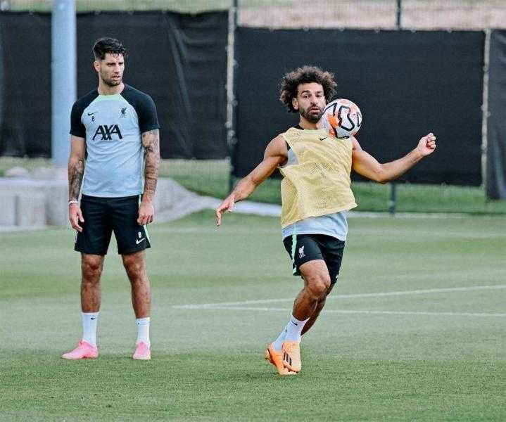 محمد صلاح يتدرب بجدية مع ليفربول استعدادا للموسم الجديد.. صور