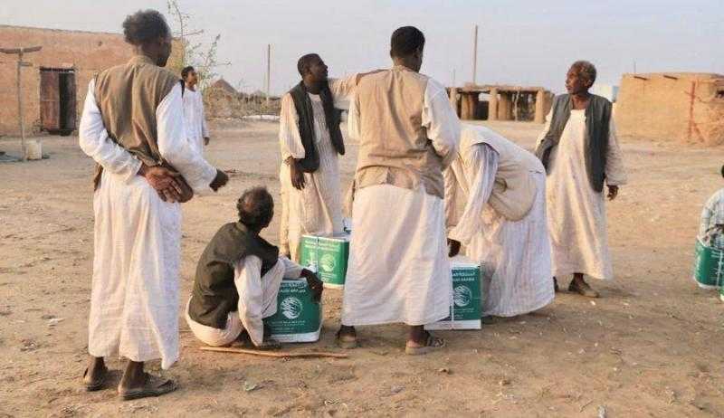 مركز الملك سلمان للإغاثة يوزع مساعدات وسلال غذائية في محافظات السودان