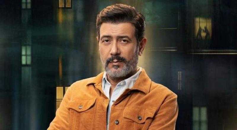 أحمد وفيق: احترام عادل إمام لعمله جزء من مقوماته.. والفنانون يتعلمون ذلك منه
