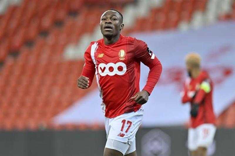 شوبير يعلن تراجع الأهلي عن ضم هذا اللاعب