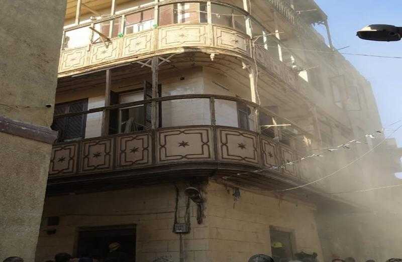 مصرع سيدة وإصابة نجلتها في انهيار سقف شقتها بمنطقة باب الوزير