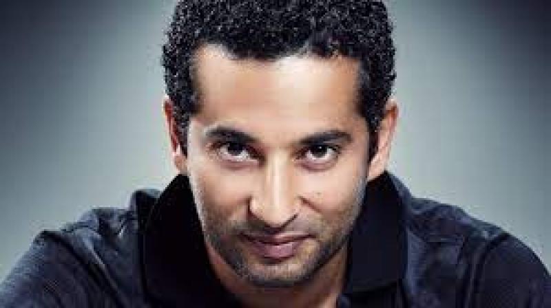 عمرو سعد يعتذر للرابر ترافيس سكوت بعد إلغاء حفلته