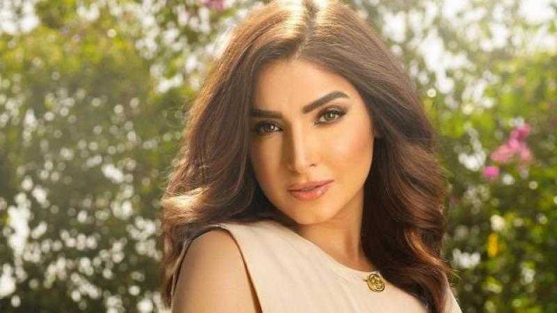 روجينا تحصل على جائزة أفضل ممثلة مصرية من مهرجان الأفضل بلبنان