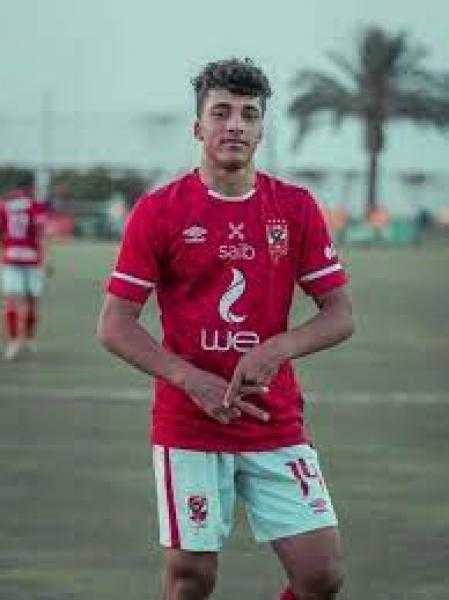 لاعب الاهلي الشاب على رادار ريال بيتيس الأسباني