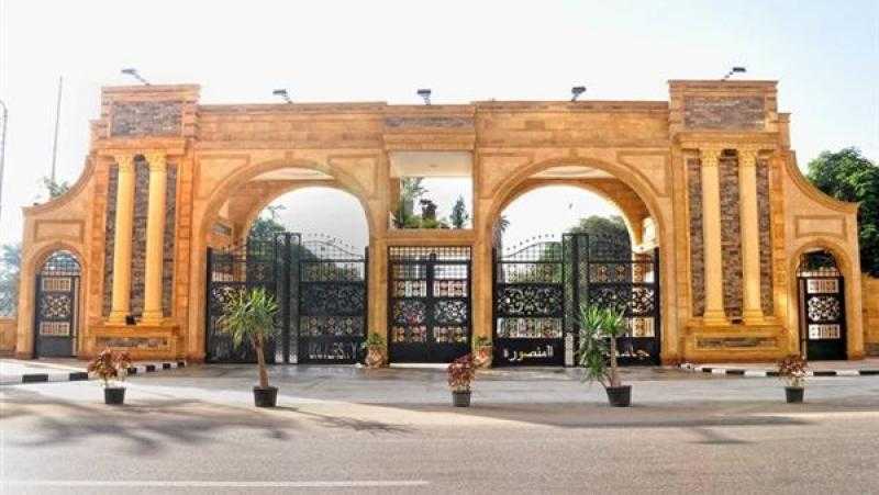 مركز الحفريات بجامعة المنصورة يوثق علميا ديناصور عاش في مصر قبل 75 مليون سنة