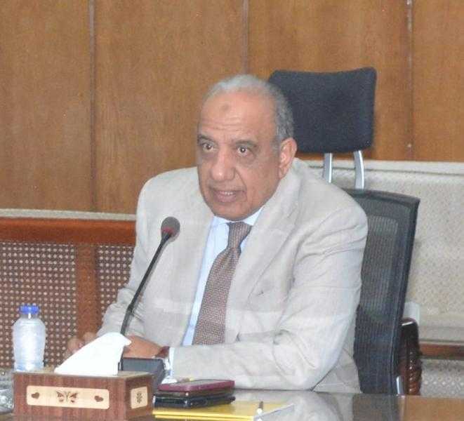 وزير قطاع الأعمال: «غزل 4» باكورة المصانع الجديدة بالمحلة الكبرى.. ومراحل التشغيل التجريبي منتظمة