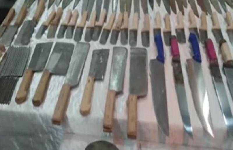 الأمن ينجح في ضبط 201 قطعة سلاح أبيض بمختلف المحافظات