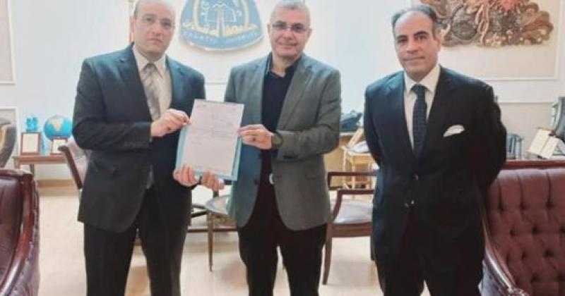 رئيس جامعة الزقازيق يصدر قرارا بتعيين سامي عبد العال وكيلا لكلية الآداب للدراسات العليا