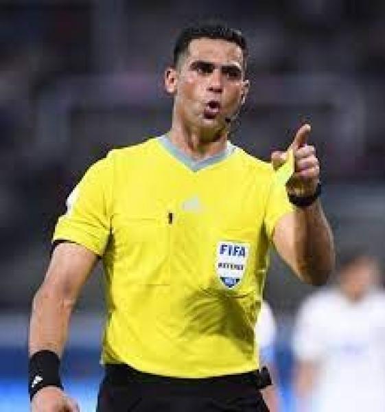 محمد معروف حكما لمباراة الأهلي والمصري غدا