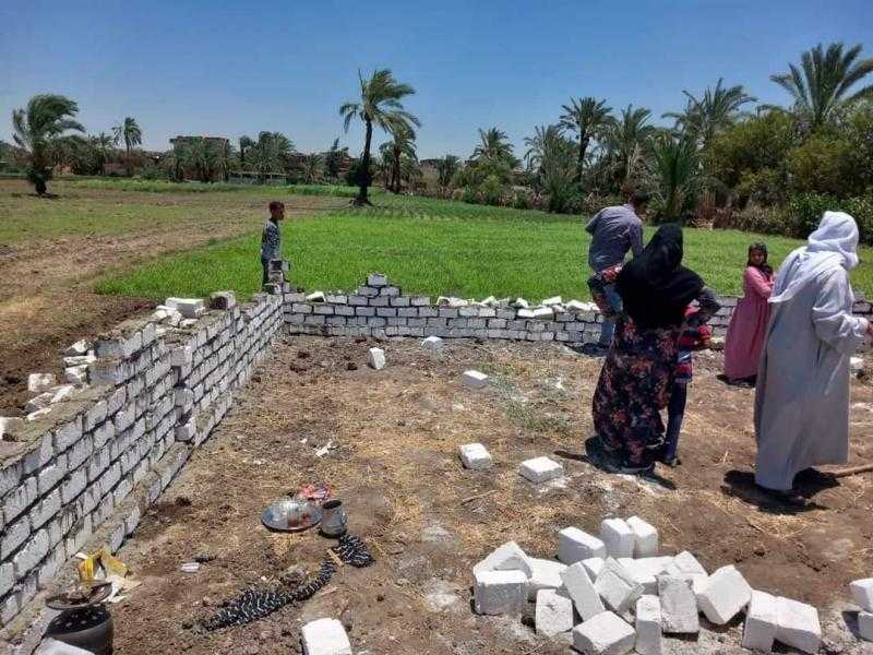 إزالة حالتي تعدٍ على أراضٍ زراعية بسنورس بالفيوم