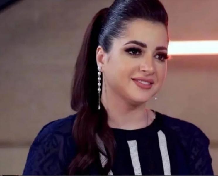 نكرة ومنبوذة.. منى فاروق: كل الناس في الشغلانة خايفين يشغلوني