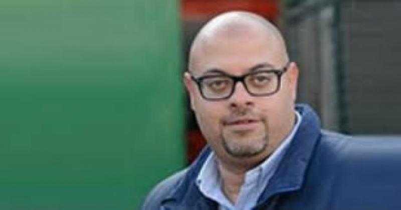 «اشتباك بالأيدي».. تفاصيل مشاجرة المخرج معتز التوني مع أحد الشباب داخل فندق شهير