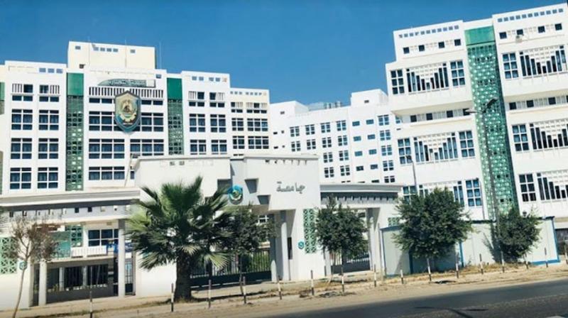 خط أحمر