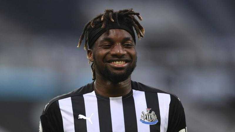 الدولي الفرنسي آلان ماكسيمين ينتقل رسميا للأهلي السعودي