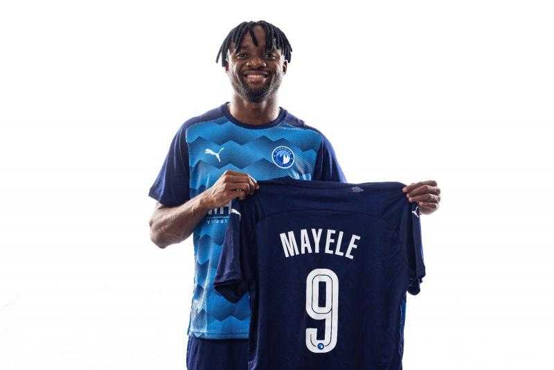 رسميا..بيراميدز يتعاقد مع هداف يانج أفريكانز