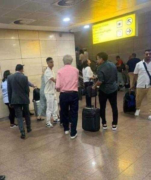 وصول رضا سليم لمصر تمهيدا لإعلان انتقاله للأهلي