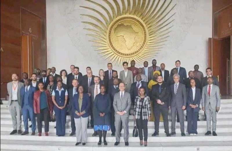 بعثة مصر لدى إثيوبيا تنظم جلسة نقاشية بعنوان ”الطريق من مؤتمر COP 27 إلى قمة إفريقيا للمناخ”