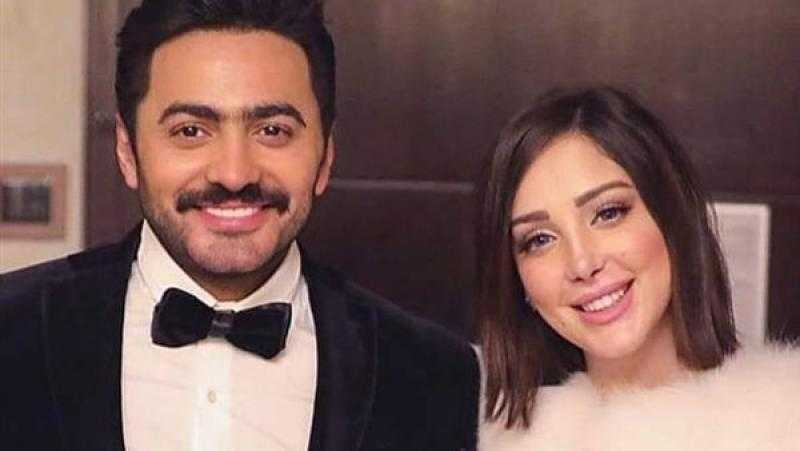بسمة بوسيل تغازل تامر حسني: أنت عندي زي ما أنا عندك