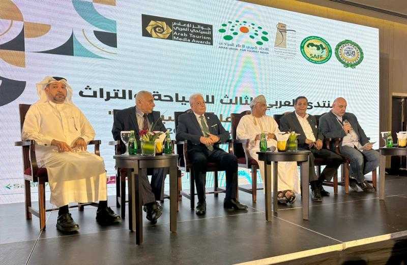 محافظ جنوب سيناء يؤكد دور السياحة والثقافة والتوعية في تنمية المجتمع