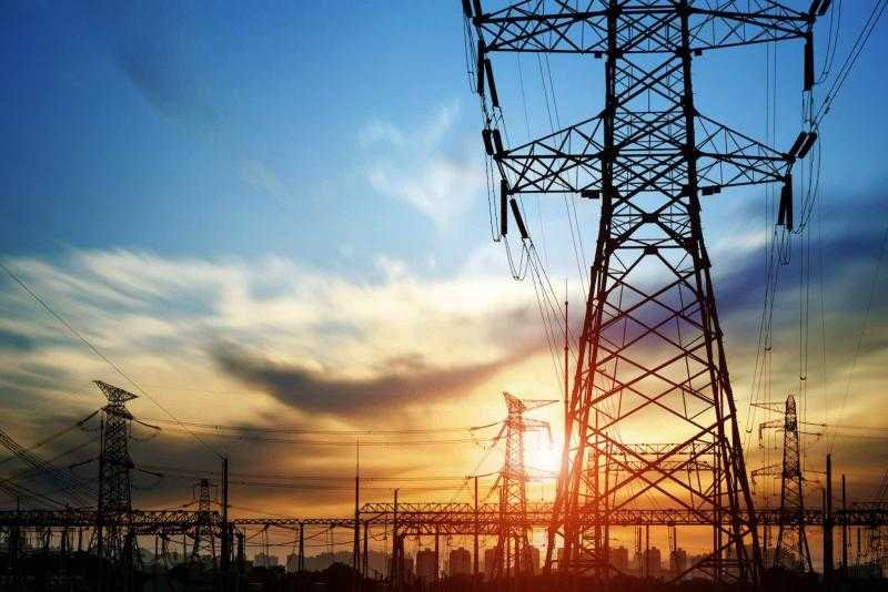 مصدر بالكهرباء: تقليص تخفيف الأحمال ولا قطع للتيار من 12 صباحا لـ12 ظهرا