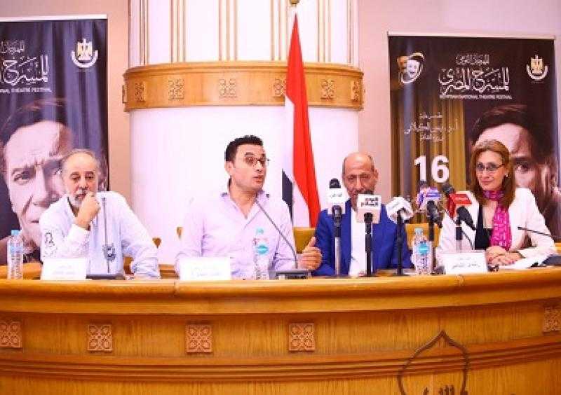 رشدى الشامى: أعتز بعملي كـ«كومبارس» وعملت في المسرح بدون أجر