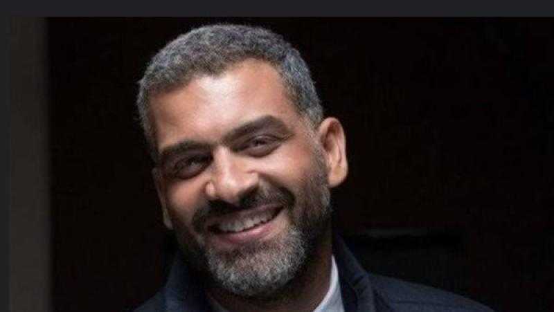 هاني عادل: جاكي شان كان بيعدلي هدومي قبل التصوير