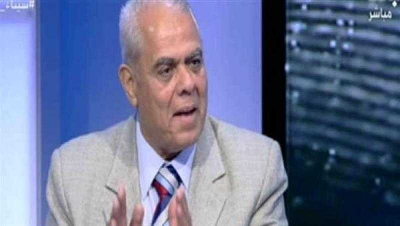 أستاذ مناهج يوضح سبب انخفاض الحد الأدنى للقبول بالجامعات
