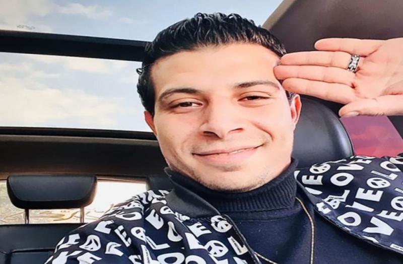 نجل شعبان عبد الرحيم يهاجم عمر كمال وحسن شاكوش: سرقوا لحن والدي وهلجأ للقضاء ولمصطفى كامل